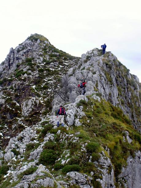 CUYARGAYOS (CIRCUITO DESDE EL EMBALSE DE TANES)