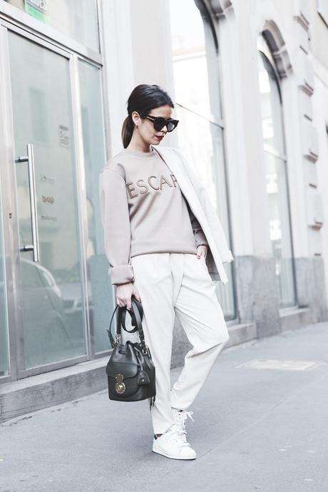 Calvin_Klein-Escape_Sweatshirt-White_Nude_Outfit-Street_Style-MFW-Milan_Fashion_Week_Fall_Winter_2015-55