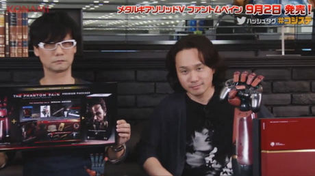 Kojima muestra la Edición Coleccionista de The Phantom Pain hideo kojima brazo bionico