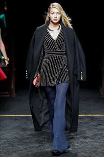 Balmain vuelve a los contrastes con su nueva colección