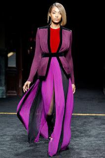 Balmain vuelve a los contrastes con su nueva colección