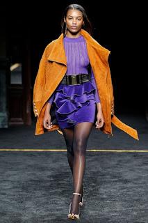 Balmain vuelve a los contrastes con su nueva colección