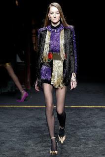 Balmain vuelve a los contrastes con su nueva colección