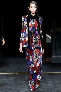 Balmain vuelve a los contrastes con su nueva colección