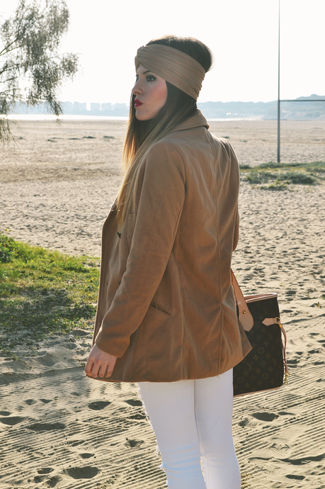 CAMEL COAT