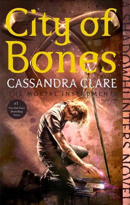 Nueva portada para City of Bones de Cassandra Clare