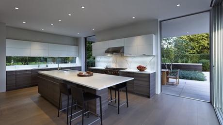 Casa Moderna y Minimalista en Sapagonack