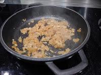 Conejo con salsa de chocolate