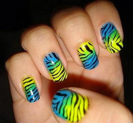 UÑAS ANIMAL PRINT