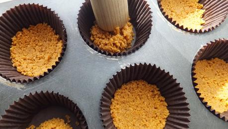 Cupcakes de chocolate caramelo y galleta