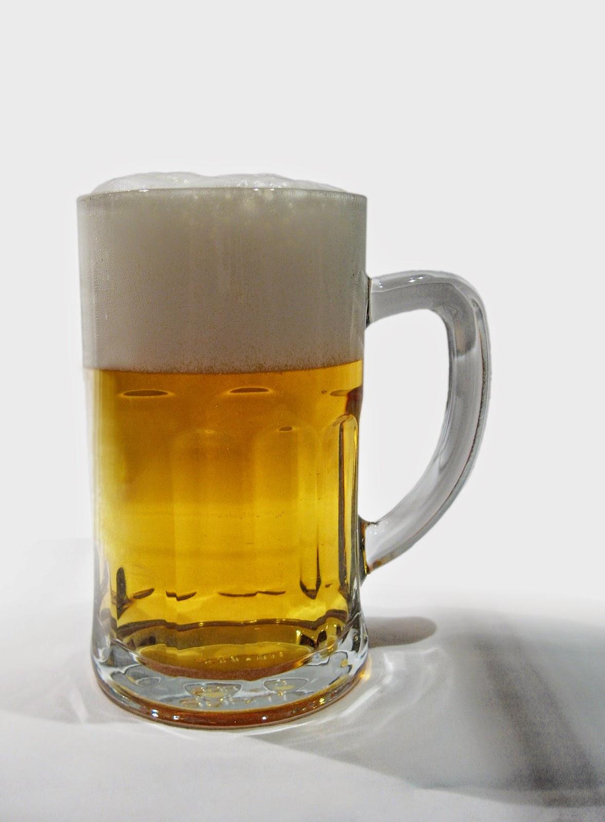 LA CERVEZA( CON MODERACIÓN ) ES BUENA PARA NUESTRA SALUD