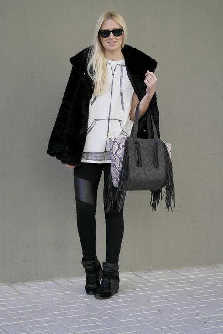 FEBRUARY LOOKBOOK FEBRUARY LOOKBOOK