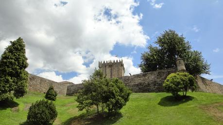 LÍNEAS DE INVASIÓN Y HERENCIA MONUMENTAL EN LA RAYAhttp:/...