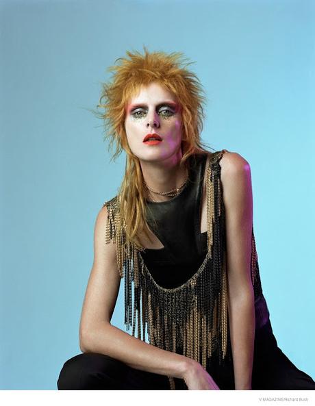 Stella Tennant glam rock para V Magazine