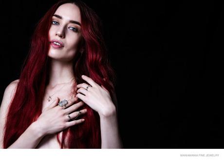 Lizzy Jagger protagonista de la campaña de la marca de joyas ManiaMania