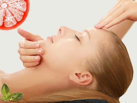 Agua de Tomate Desmaquillante de ELLA BACHÉ