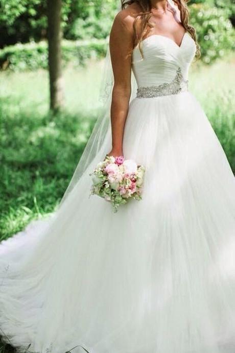¿Qué talle será el ideal para tu vestido de novia?