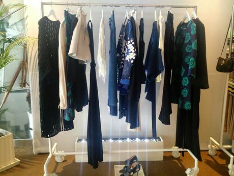 La llegada de H M en el Perú