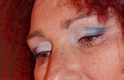 look gris y blanco