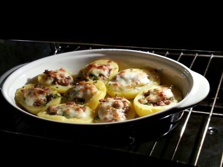 Patatas rellenas de carne, boletus y provola – Patate ripiene di carne, porcini e provola patateripieneprovola8
