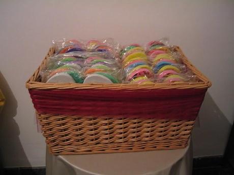 La cesta de Chanclas de la boda de Vicky