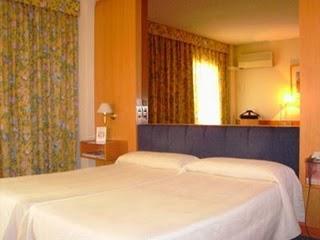 El Desafío de Reservar un Hotel (2)