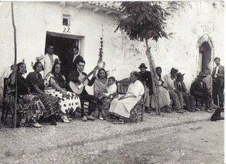 Breve Historia del baile flamenco por Eva Peña, profesora de baile en la Escuela de la Peña 'Amigos del Cante'.