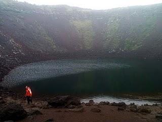 13 de agosto. Geysir, Gullfoss, cráter Kerid, cascada Seljalandsfoss y Skófagoss