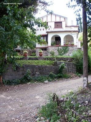 Las casas y su entorno Las casas y su entorno