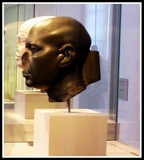 MUSEOS BERLIN DE PERGAMO A NEFERTITI