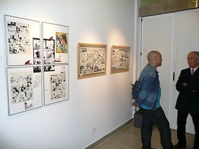 CHARLA DE OSWAL Y FOTOS DE LA MUESTRA