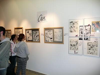 CHARLA DE OSWAL Y FOTOS DE LA MUESTRA