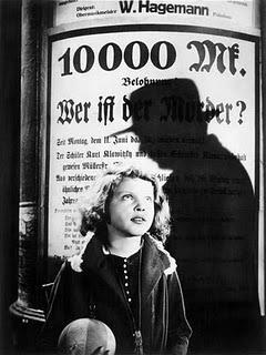 CINEFÓRUM DE SOBREMESA (porque el cine nos alimenta...)Hoy: M, el vampiro de Düsseldorf, (Fritz Lang, 1931)