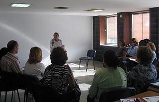 Profesionales del Hospital Regional de Málaga adquieren habilidades para comunicarse con personas con discapacidad verbal y auditiva