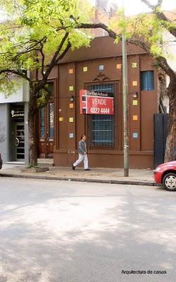 Fachada pintada de casa chorizo