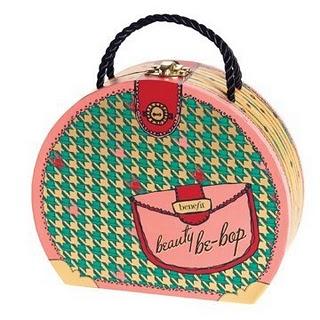 NOVEDADES DE BENEFIT PARA NAVIDAD 2010.