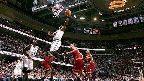 Cleveland aprovechó la oportunidad ante su público (87-95) Cleveland aprovechó la oportunidad ante su público (87-95)