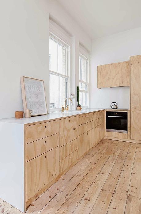 Cálidos y bien diseñados, 70 m2 para una familia