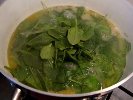 alubias-pochas-picantes-con-espinacas-