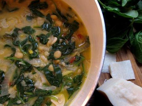 alubias-pochas-picantes-con-espinacas-