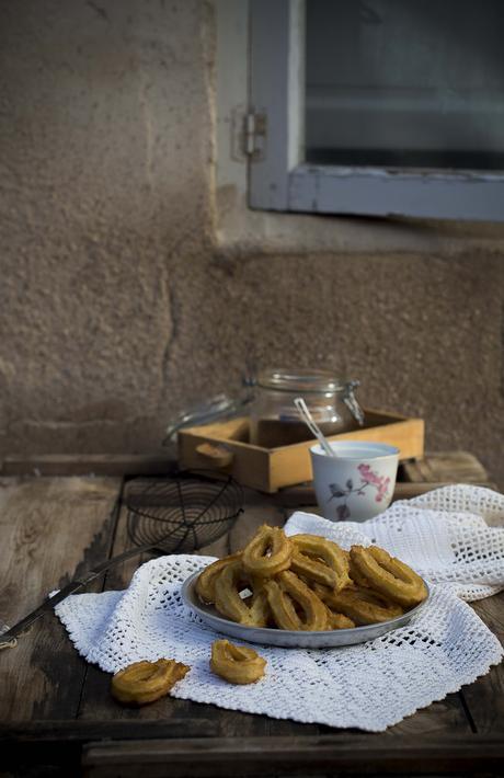 Churros con chocolate fáciles
