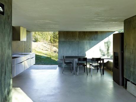 Casa de campo rehabilitada en Suiza