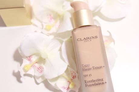 CLARINS Teint Haute Tenue SPF 15+