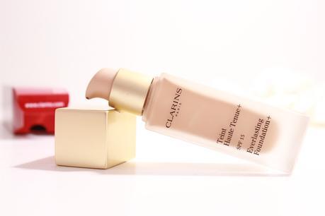 CLARINS Teint Haute Tenue SPF 15+