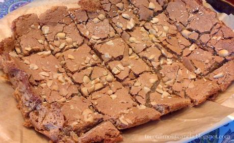 BROWNIE DE MANTEQUILLA DE CACAHUETE CRUJIENTE