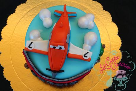 TARTA FONDANT AVIONES PARA SERGIO