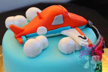 TARTA FONDANT AVIONES PARA SERGIO