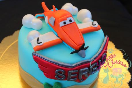 TARTA FONDANT AVIONES PARA SERGIO