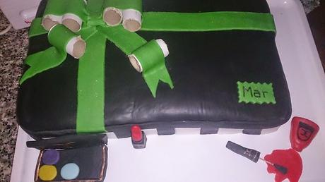 TARTA REGALO Y MAQUILLAJE PARA MI PRINCESA MAR EN SU 12 CUMPLEAÑOS
