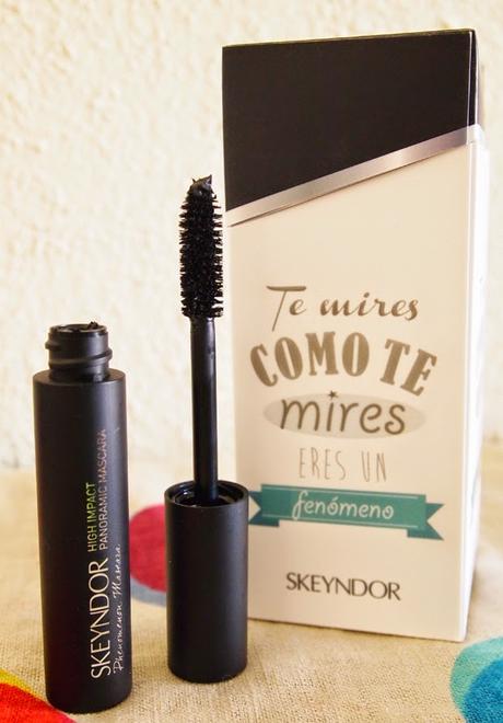 Skeyndor mascara